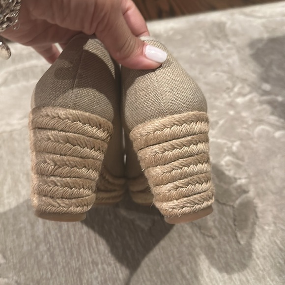 Tory Burch Cream Peep Toe Espadrille Wedges - Picture 4 of 6